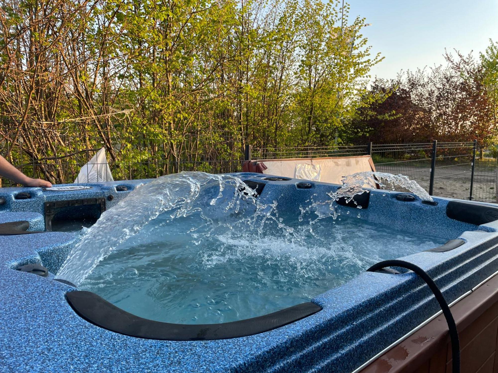 Summer House- Domek z jacuzzi Wrzosowo  Buitenkant foto